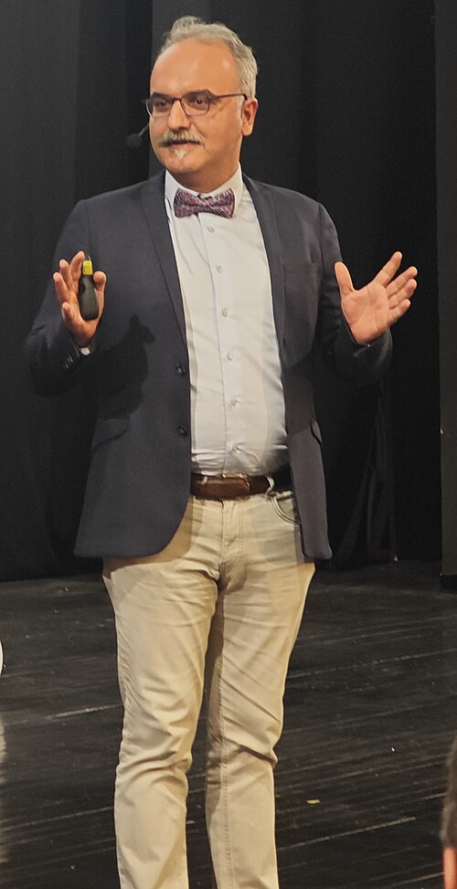 Emrah Safa Gürkan